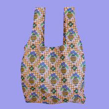 Load image into Gallery viewer, checked vase