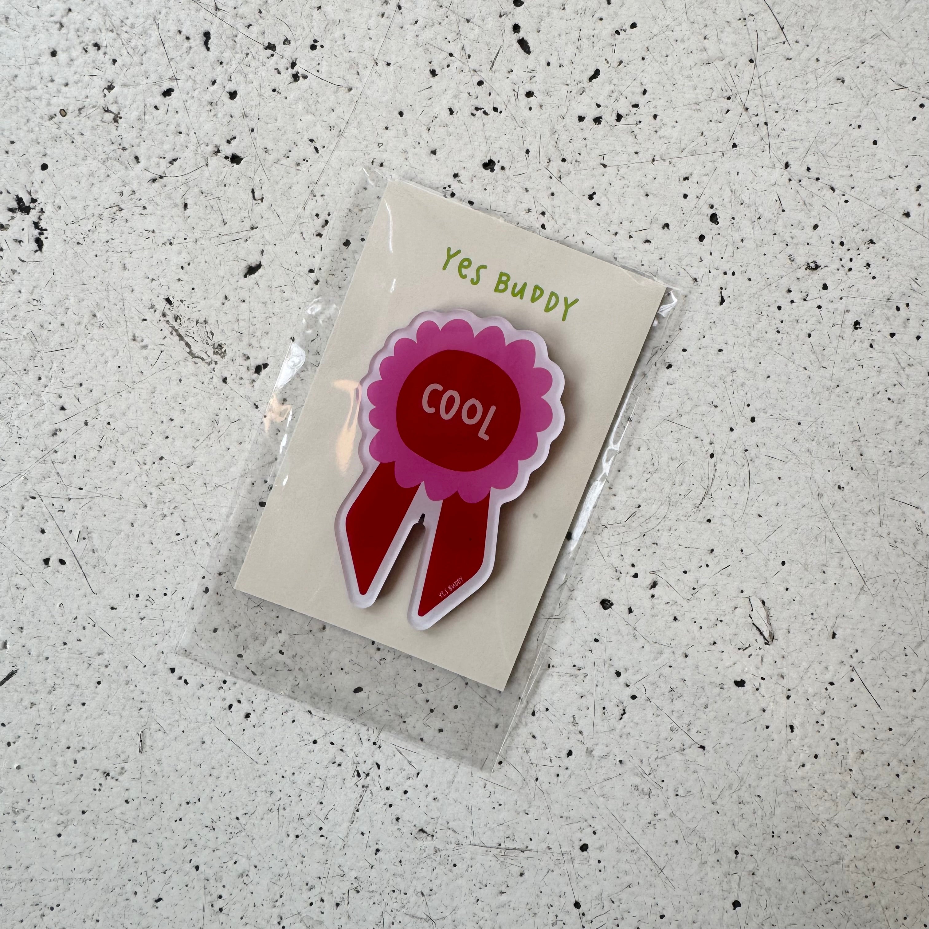 Cool ribbon magnet