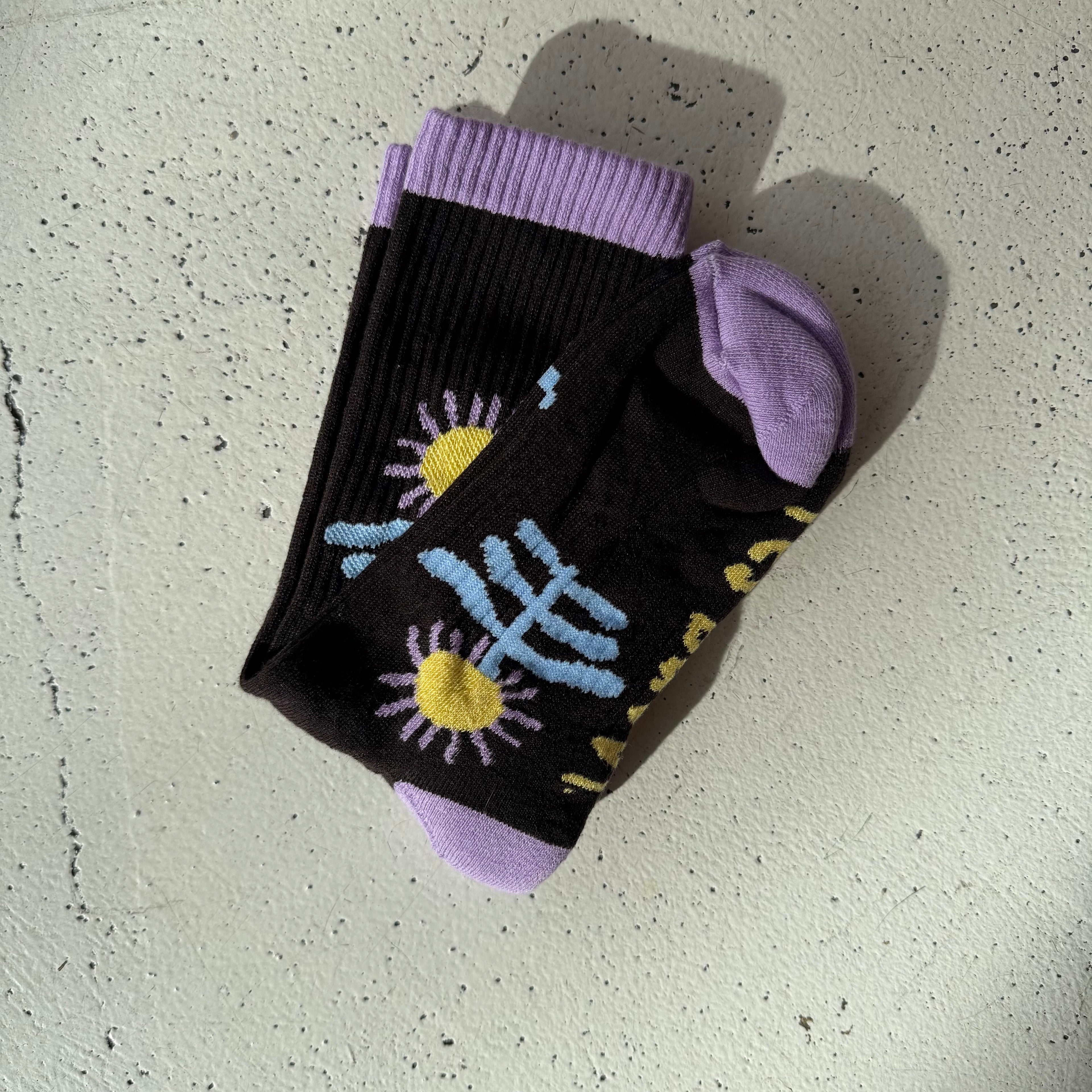 Alien Flowers socks